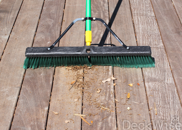 DeckWise® Hardwood Deck Cleaner & Brightener application step 1