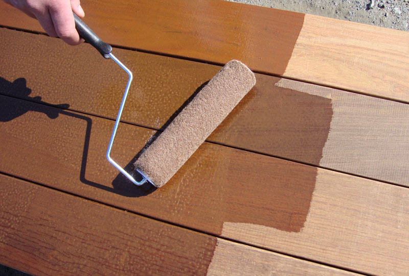 Applying Ipe Oil<sup>®</sup> hardwood finish