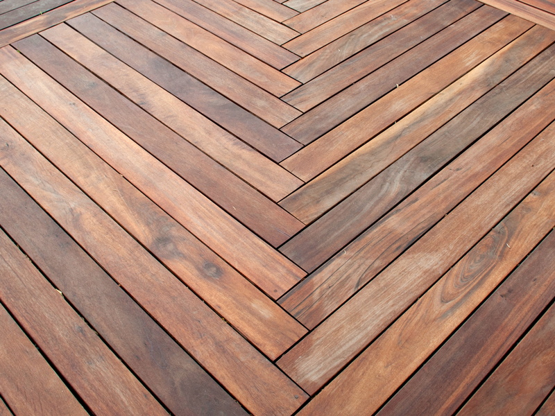 Amazing Tigerwood deck built with Ipe Clip® hidden deck fasteners